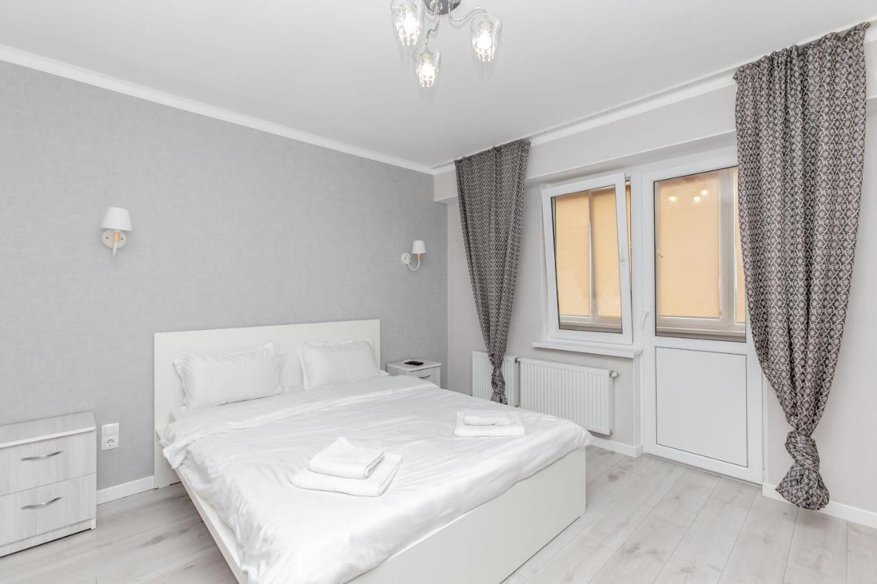 Apartament In Zona Centrala Si Parc تشيسيناو المظهر الخارجي الصورة