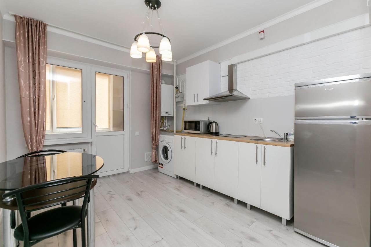 Apartament In Zona Centrala Si Parc تشيسيناو المظهر الخارجي الصورة