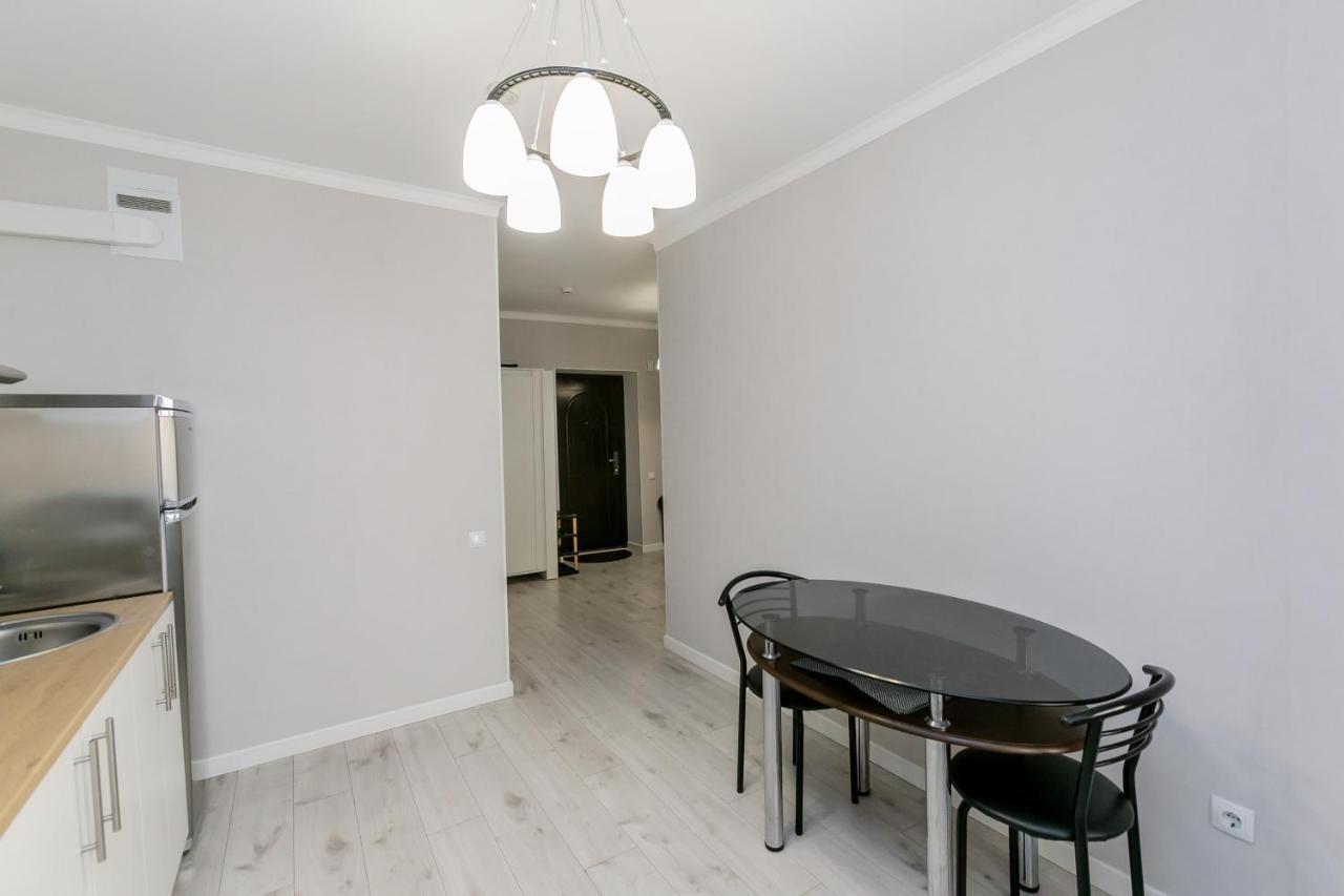 Apartament In Zona Centrala Si Parc تشيسيناو المظهر الخارجي الصورة